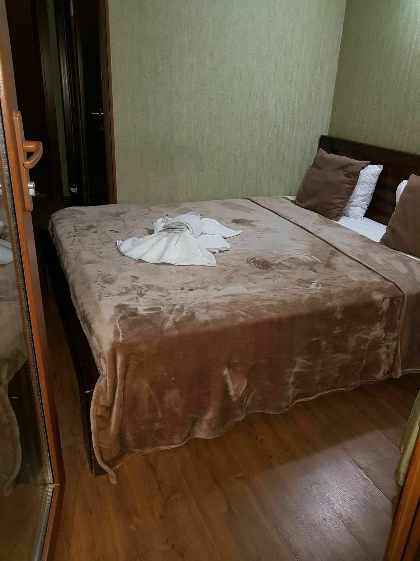 فندق دانيسيمو تبليسي المظهر الخارجي الصورة